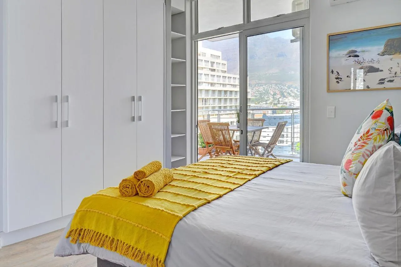 Leila - City Centre Apartment, Stunning Mountain & City Views Città del Capo